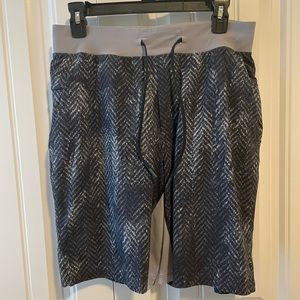 Lululemon mens shorts